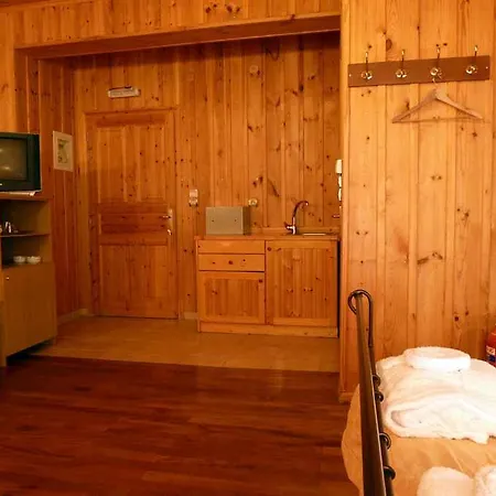 Kyllini Guest house *