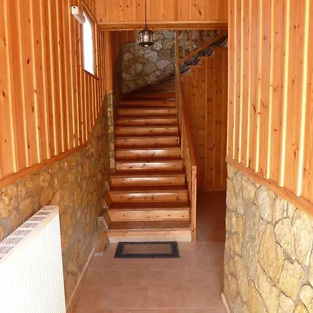Kyllini Guest house *